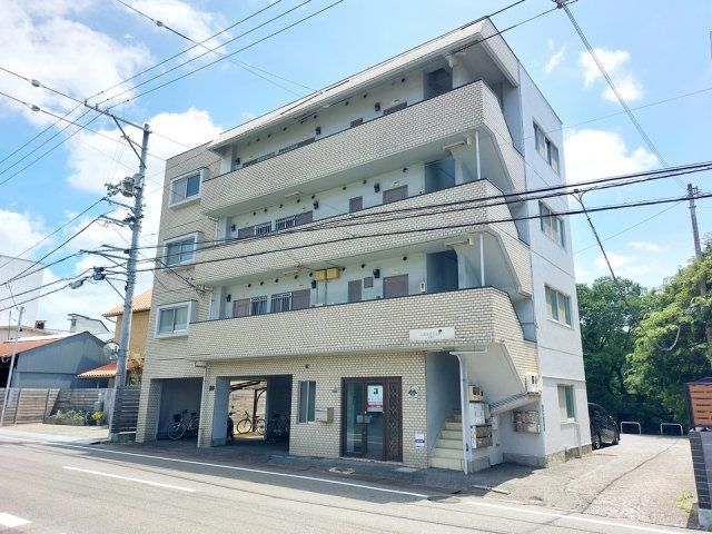 グリーンアート紅葉町の外観画像