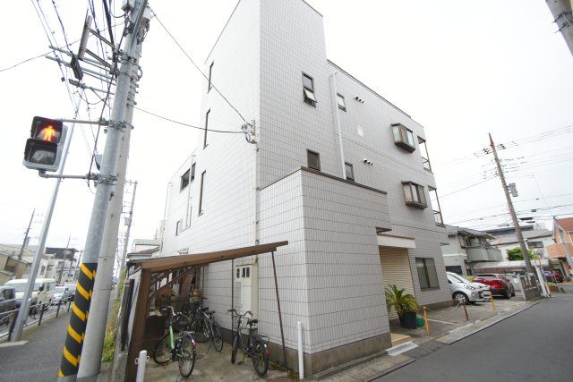 田辺マンションの外観画像