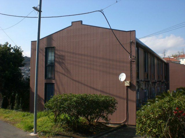レオパレス葉山Bの外観画像