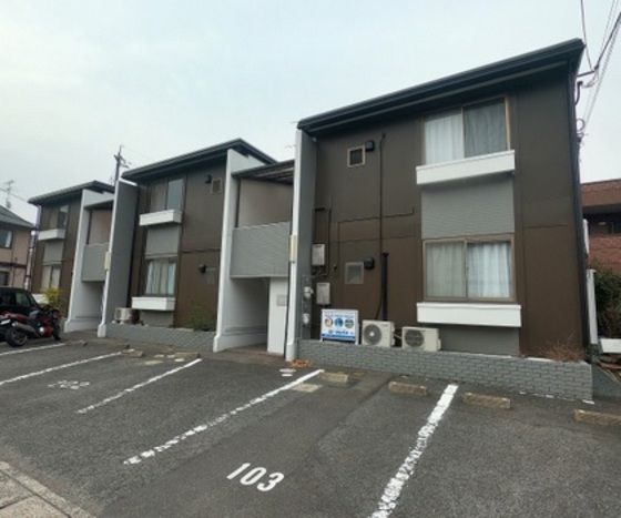 A APARTMENT NISHIICHIの外観画像