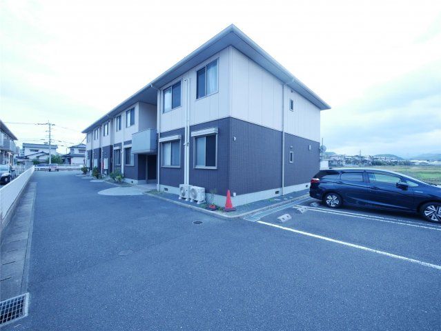 コンフォルト・M B棟の外観画像