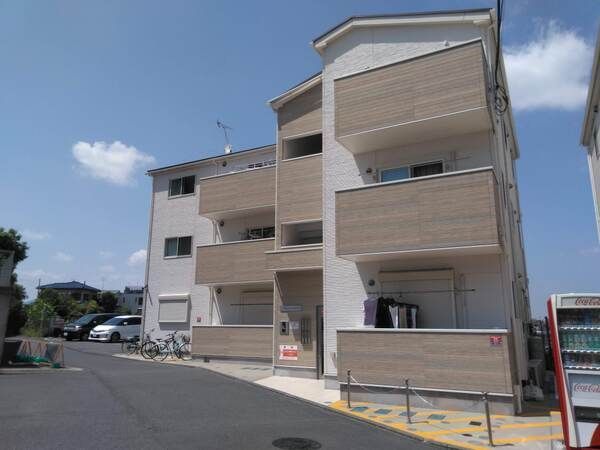 上大岡ヒルズWESTの外観画像