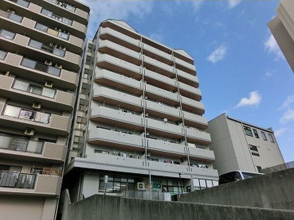 サンピア植田の外観画像