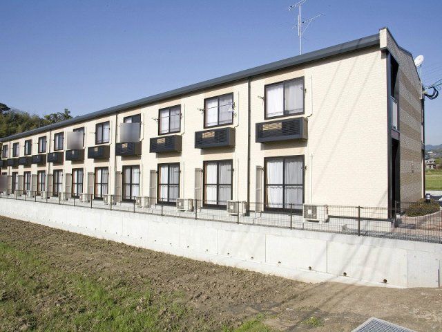 レオパレス川島の外観画像