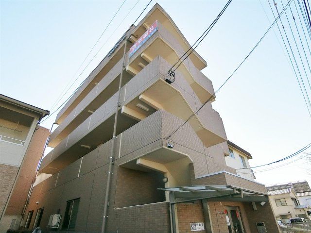 フロントハウス阿賀の外観画像