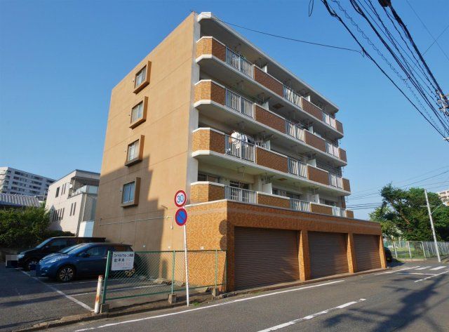 ロイヤルサルーン真鶴の外観画像