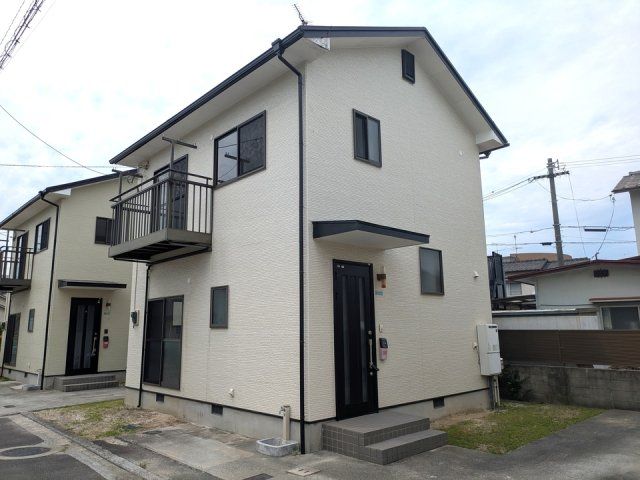 パーシモン岡田の外観画像