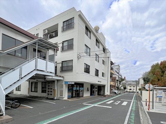 AYAマンションの外観画像