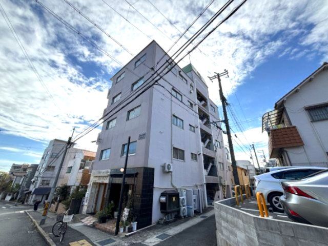 シャトー六甲の外観画像