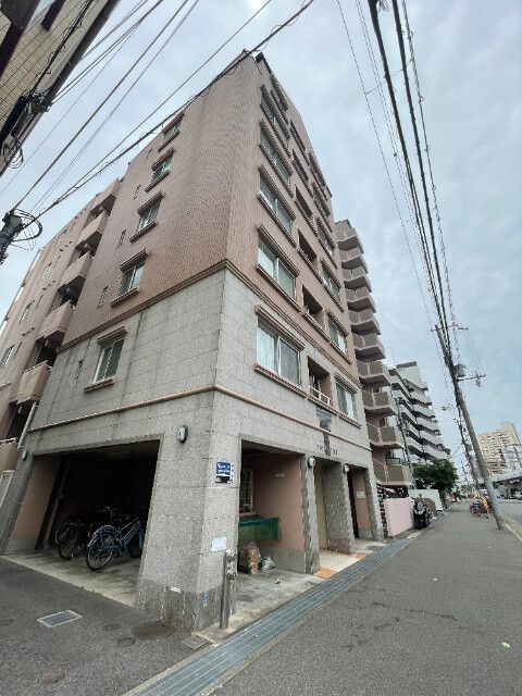 アネシスコート門口の外観画像