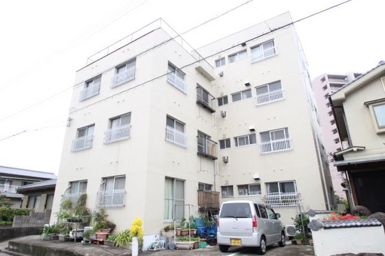 山下マンションの外観画像