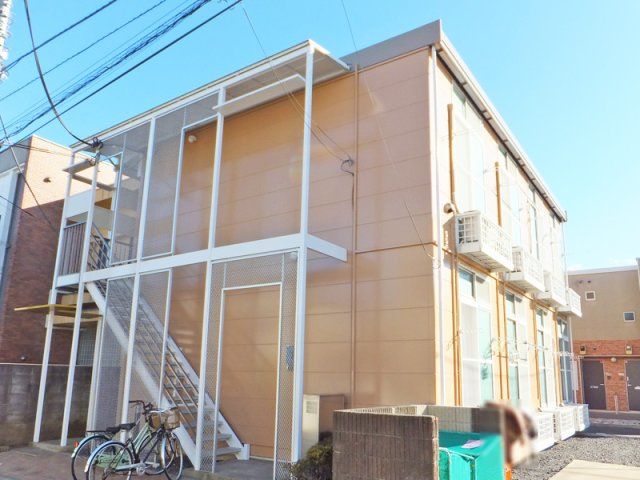 レオパレスサンルーチェ三鷹の外観画像