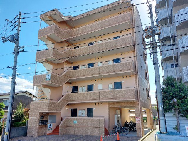 ブラウンハイム朝生田の外観画像