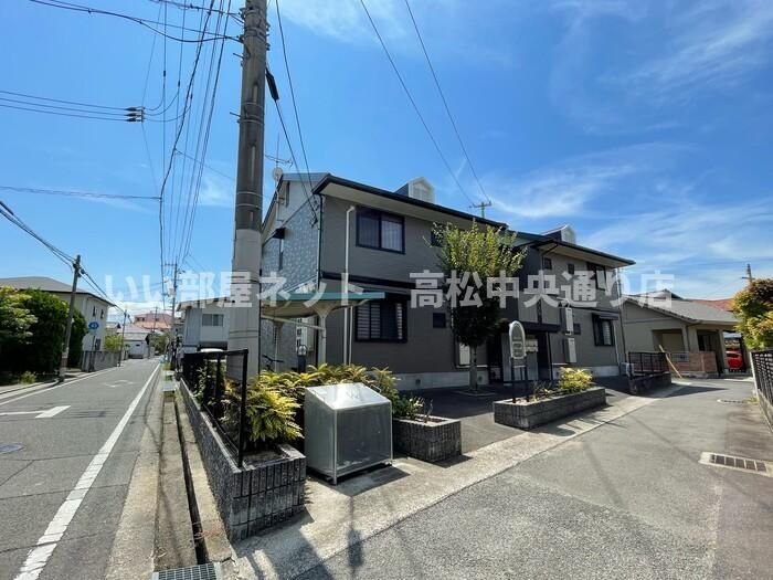 グランドール寺岡の外観画像