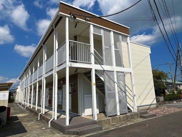 レオパレスコンフォールⅡの外観画像