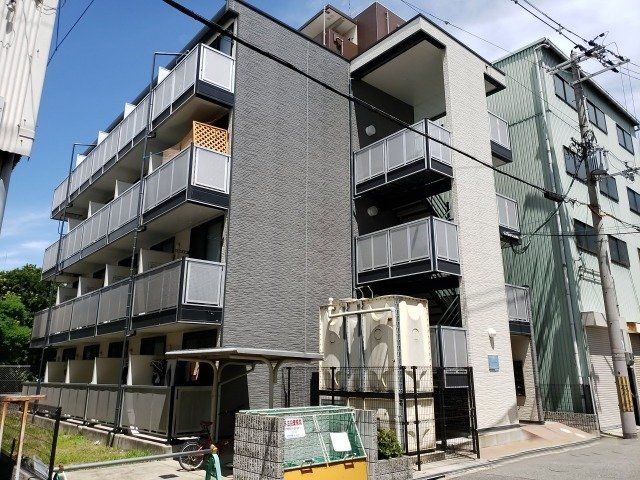 レオパレスドゥ ボヌールの外観画像