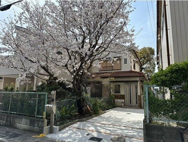百楽荘四丁目 貸家の外観画像