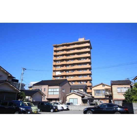 ライオンズマンション金沢長町の外観画像