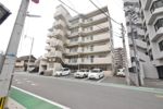 クレスト直方駅前の外観画像