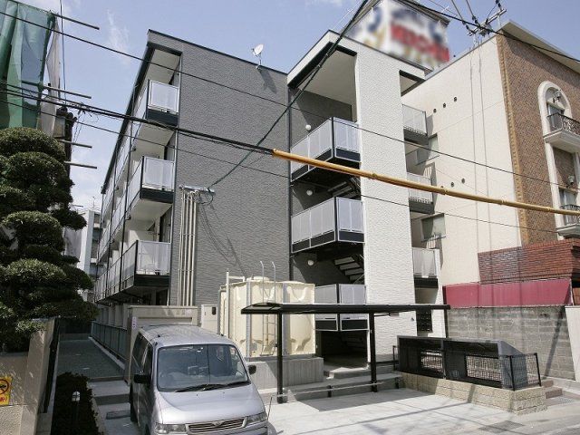 レオパレスフレア九品寺の外観画像