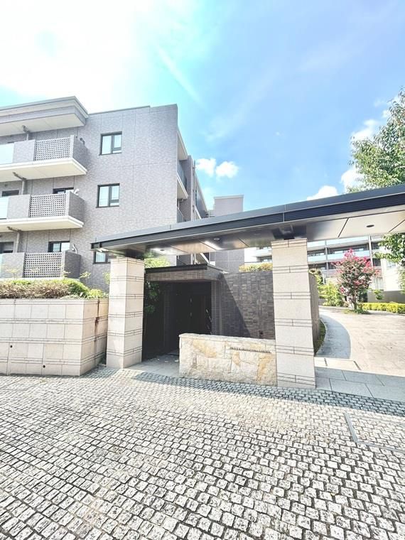 プラウド川名山ガーデンの外観画像
