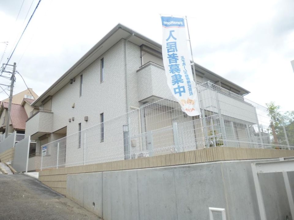 クレスタの外観画像