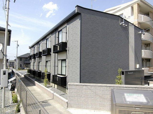 レオパレスすみれの外観画像