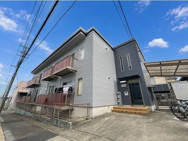サンプレイス野並の外観画像