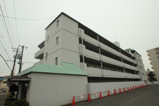グローバル五日市中央の外観画像