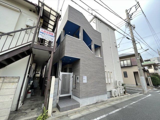 Rachelの外観画像