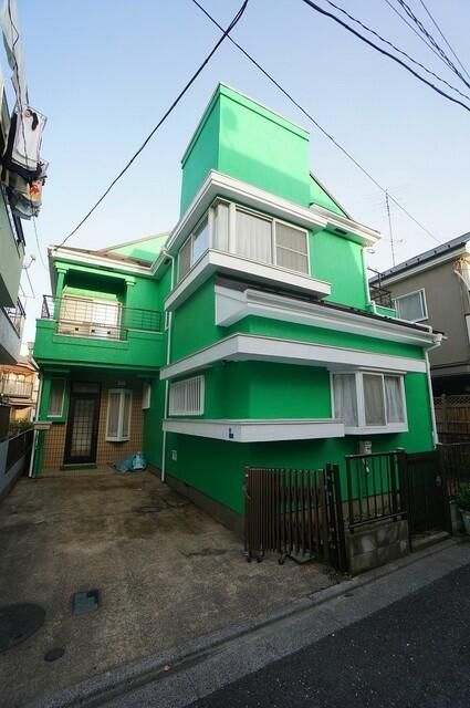 溝沼4丁目貸家の外観画像