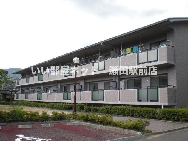 シャン・ド・フルール仰木の里の外観画像