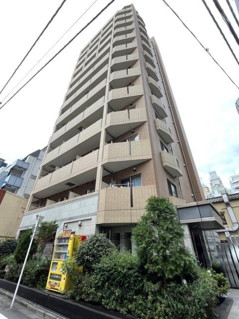 パレステュディオ新宿WESTの外観画像