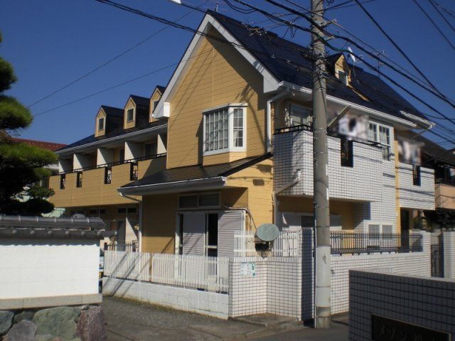 レオパレス金沢文庫第8の外観画像