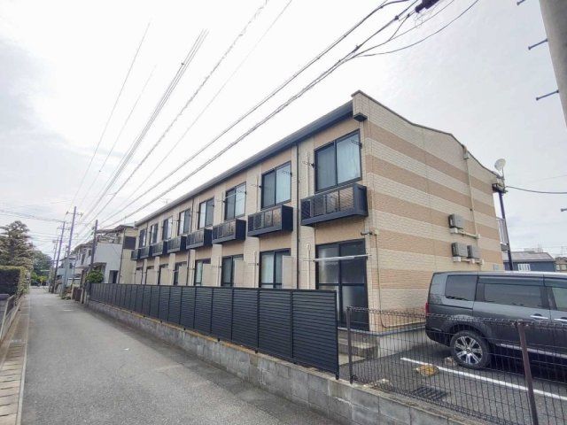 レオパレスサンピュア丸山の外観画像