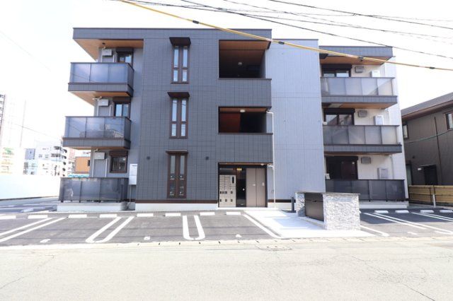 シャルム新屋敷の外観画像