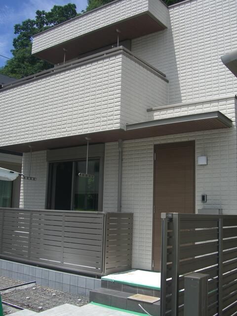 日新町2丁目戸建の外観画像