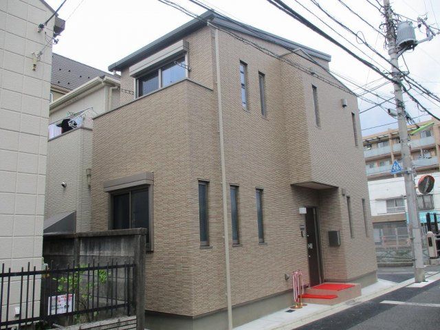 世田谷区給田戸建の外観画像