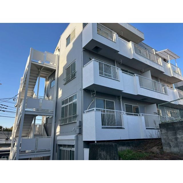 山栄ハイツの外観画像