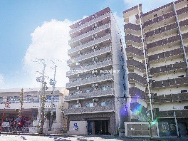 フローライト蛍池の外観画像