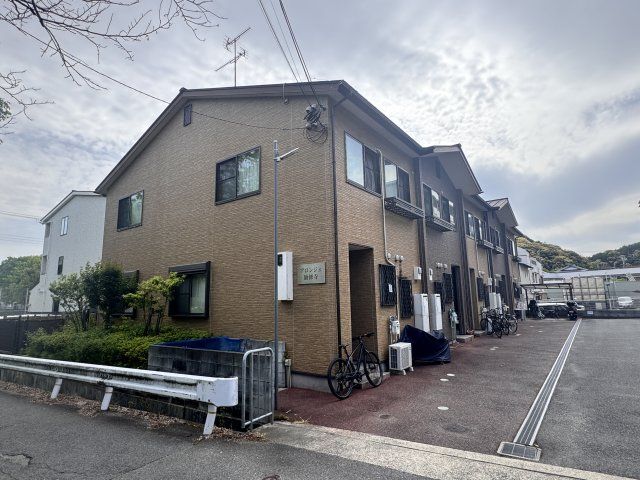 アロンジェ勧修寺の外観画像
