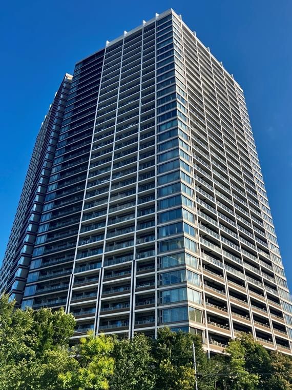 GLOBAL FRONT TOWERの外観画像