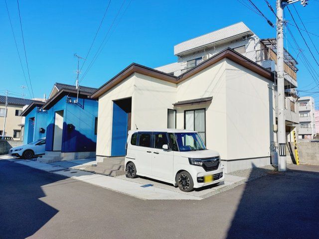 束本2丁目戸建の外観画像