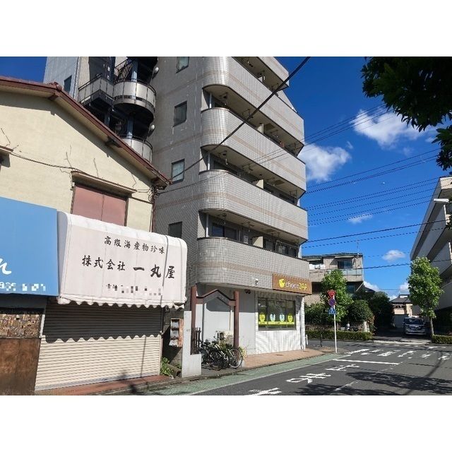 メゾンリリー 足立の外観画像