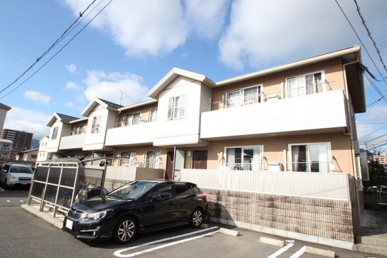 メゾンベール B棟の外観画像