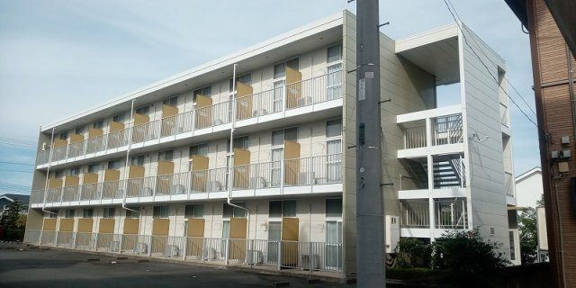 レオパレスカサベルテの外観画像
