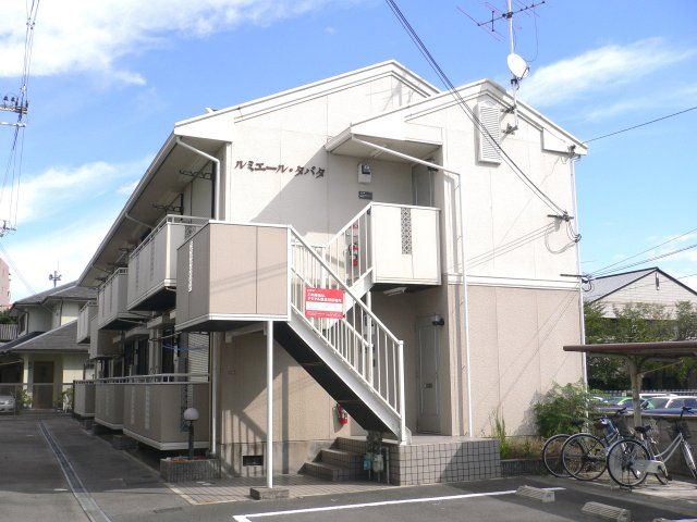 ルミエールタバタの外観画像