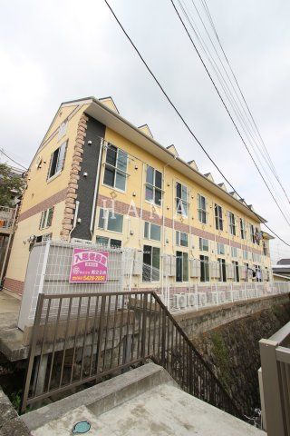 ユナイト上大岡マークエスターの外観画像