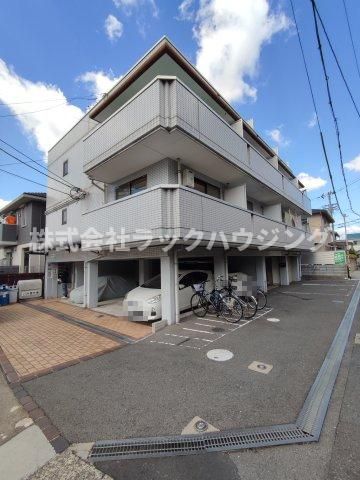 ラルゴ四條畷の外観画像
