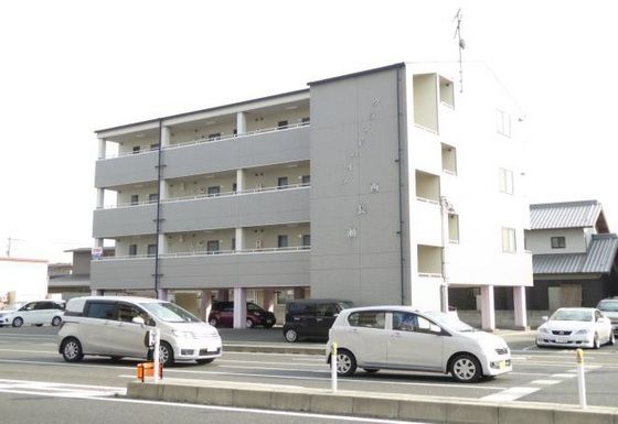 グランドハイツ西長瀬の外観画像